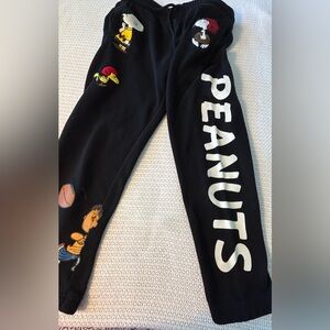 AEROPOSTALE Peanuts Characters Football Theme Black Sweatpants Size S